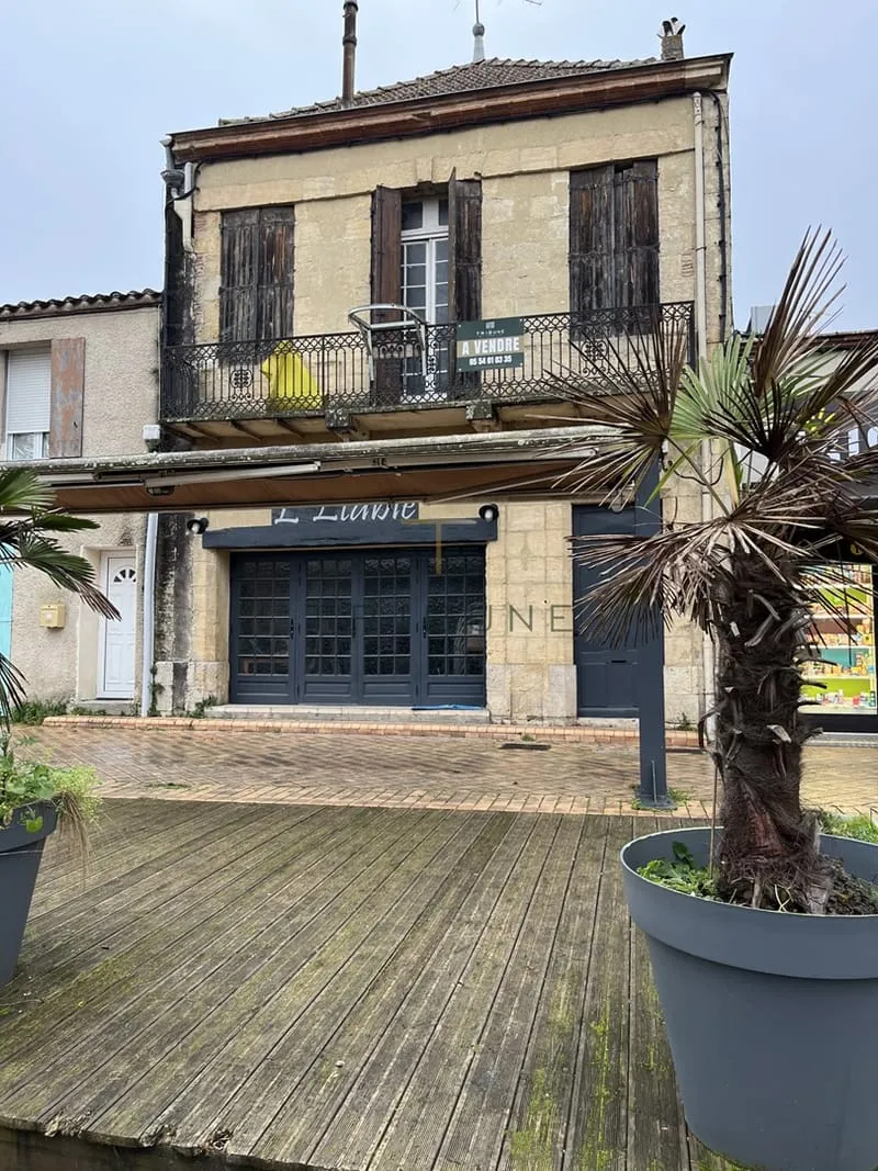 Place Jasmin 47000 Agen, Agen