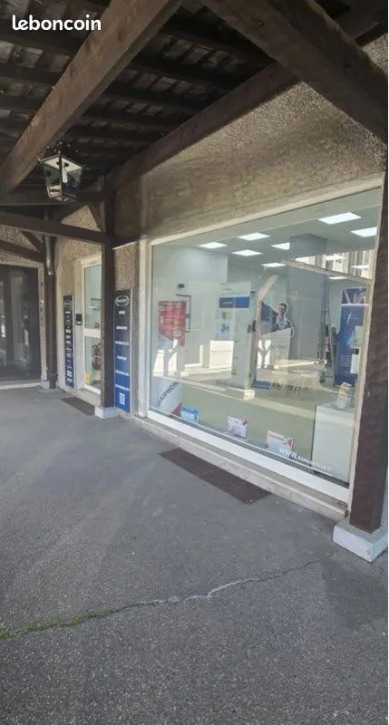Local commercial