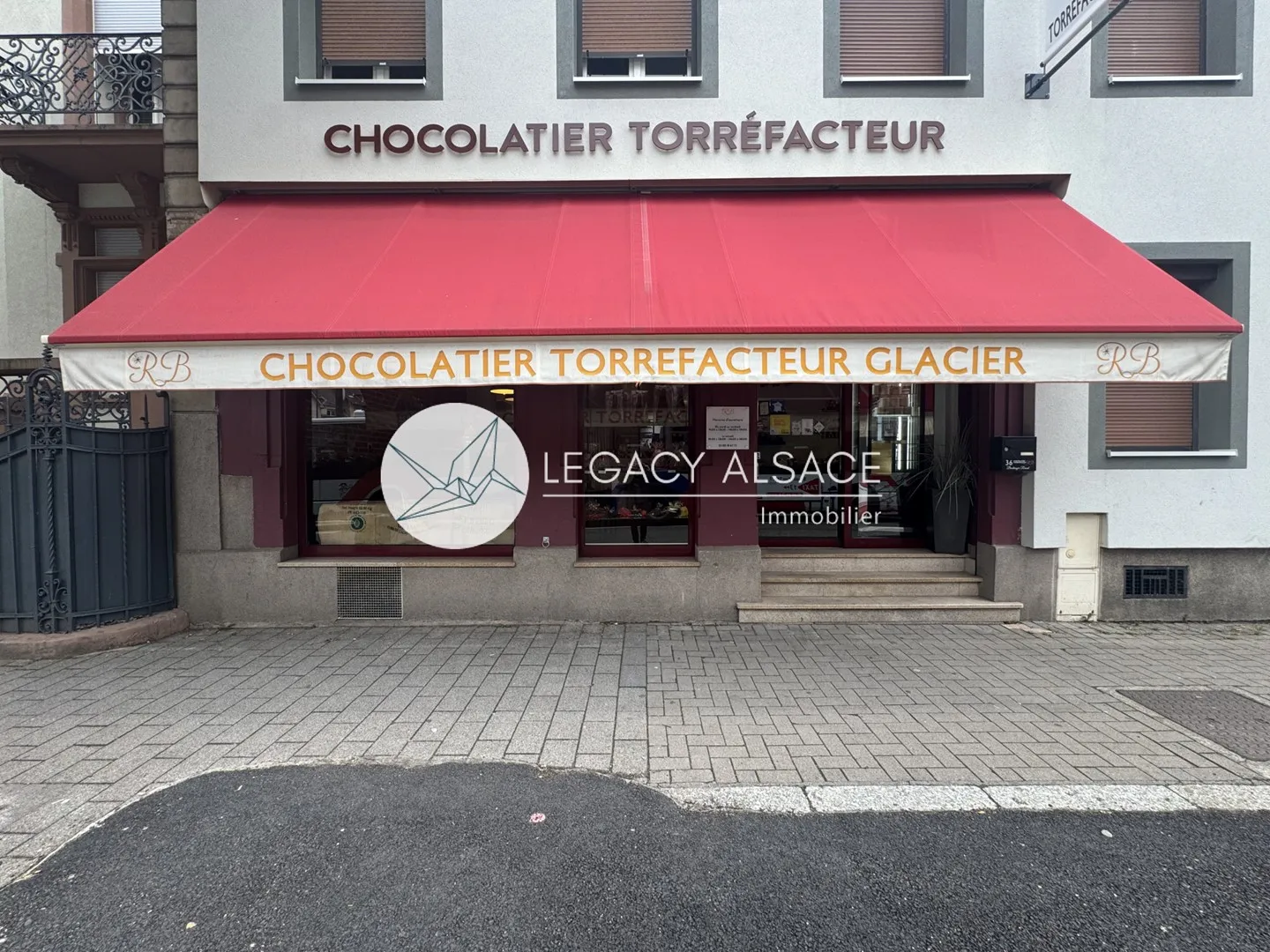 Local commercial