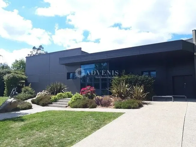 Local commercial