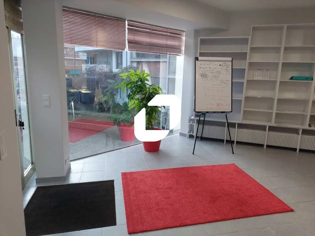 Local commercial