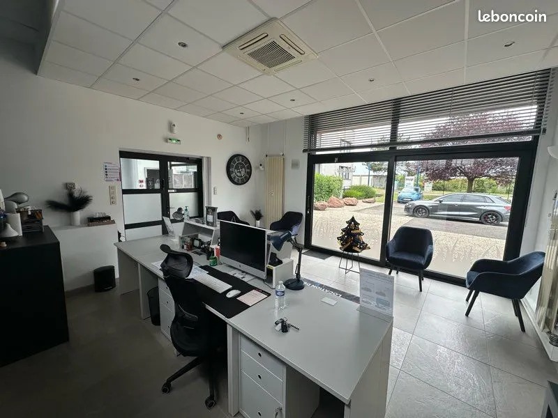 Local commercial