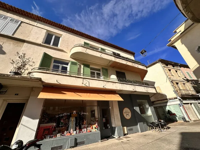 Rue de la Caserne 30130 Pont-Saint-Esprit, Pont-Saint-Esprit