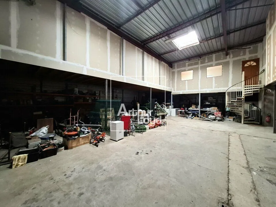 Local commercial