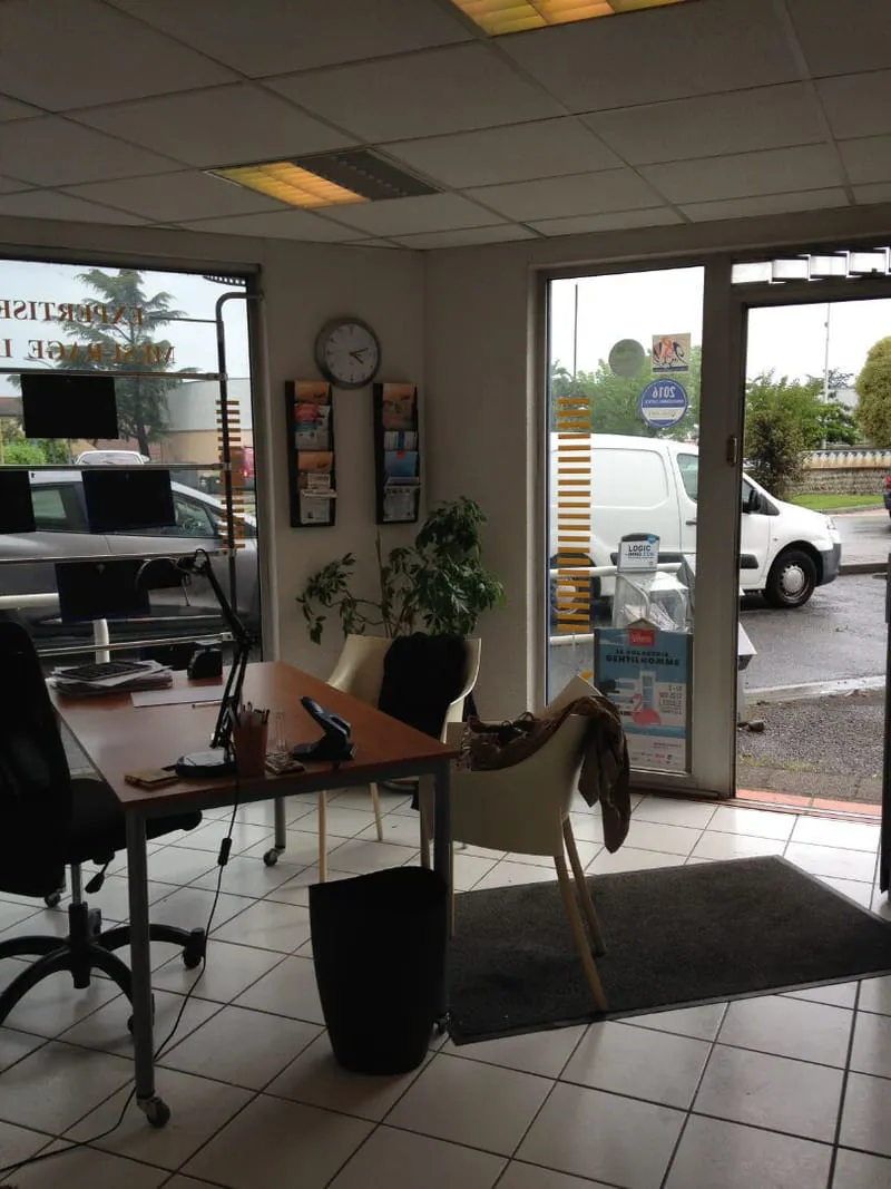 Local commercial