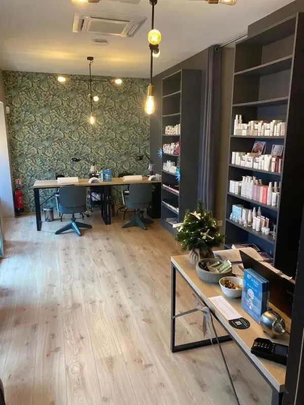 Local commercial