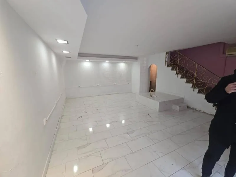 Local commercial
