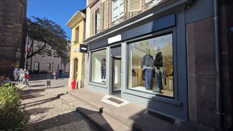 Local commercial