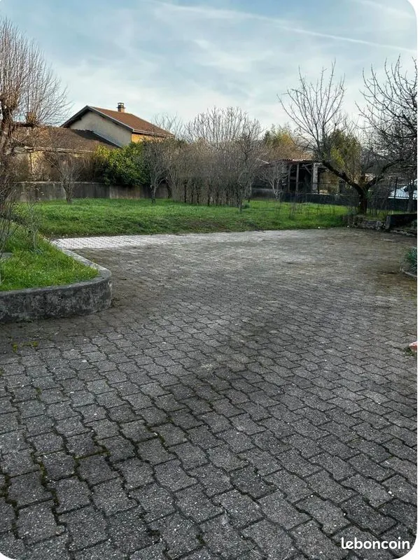 Terrain