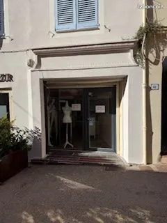 Local commercial