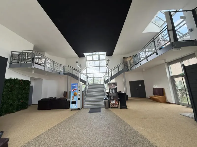 Local commercial