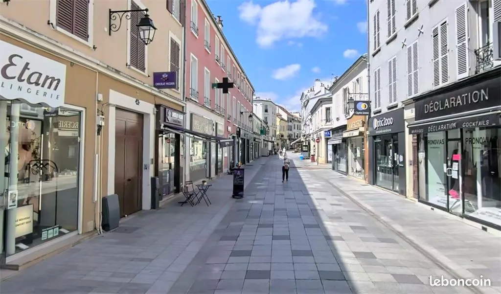 Local commercial