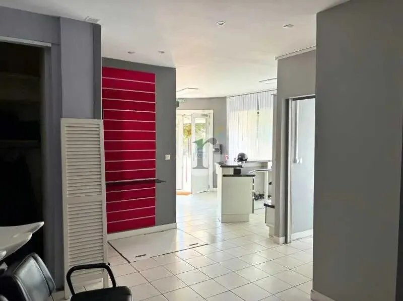 Local commercial