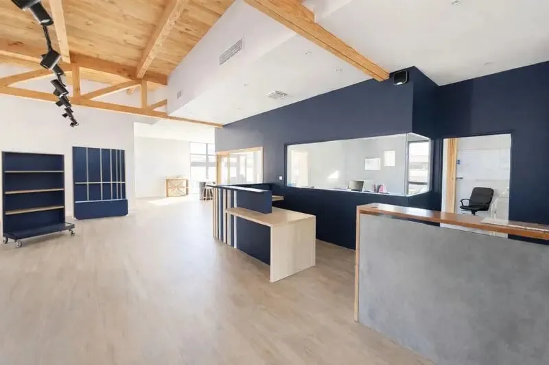 Local commercial