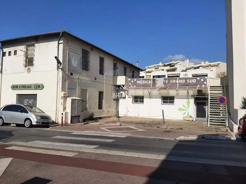 Local commercial