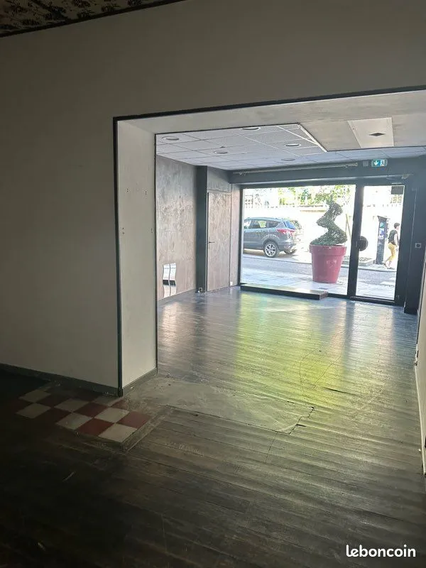 Local commercial