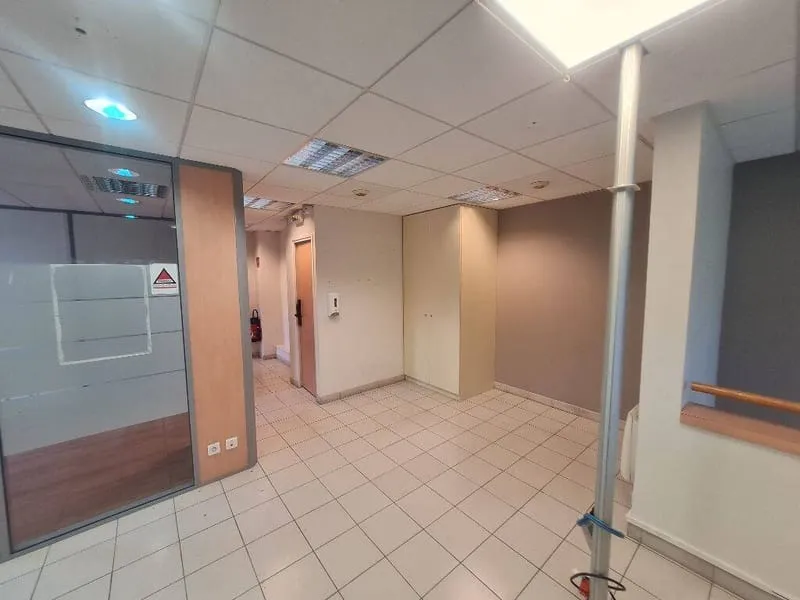 Local commercial