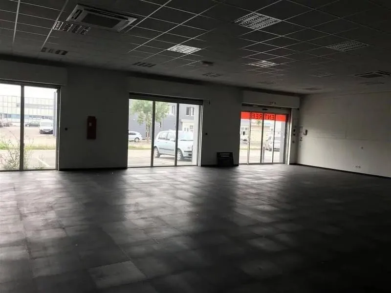 Local commercial