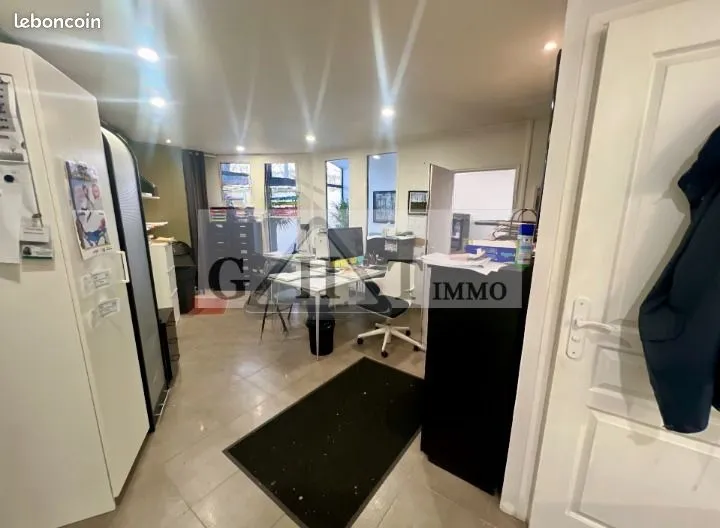Local commercial