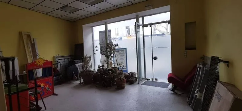 Local commercial
