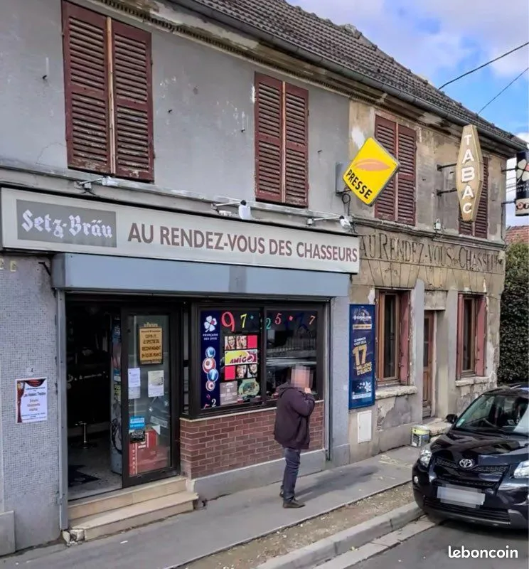 Local commercial