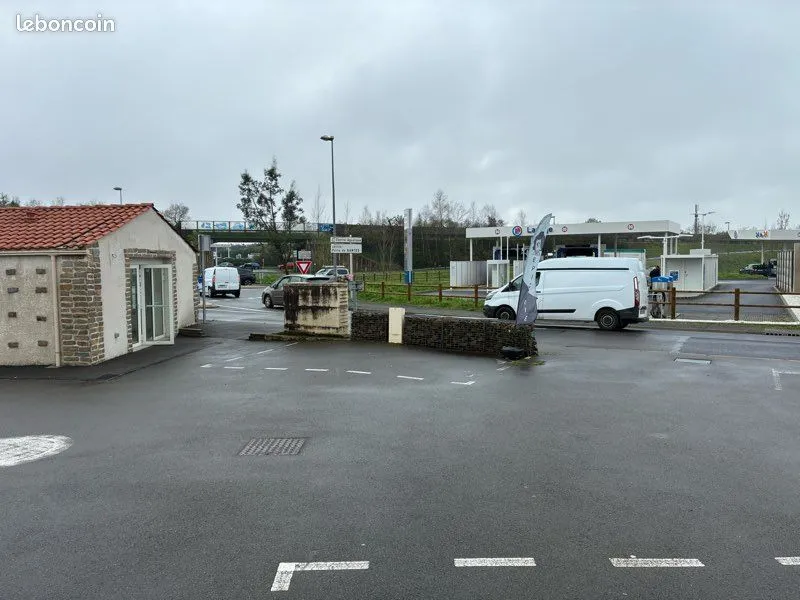 Local commercial