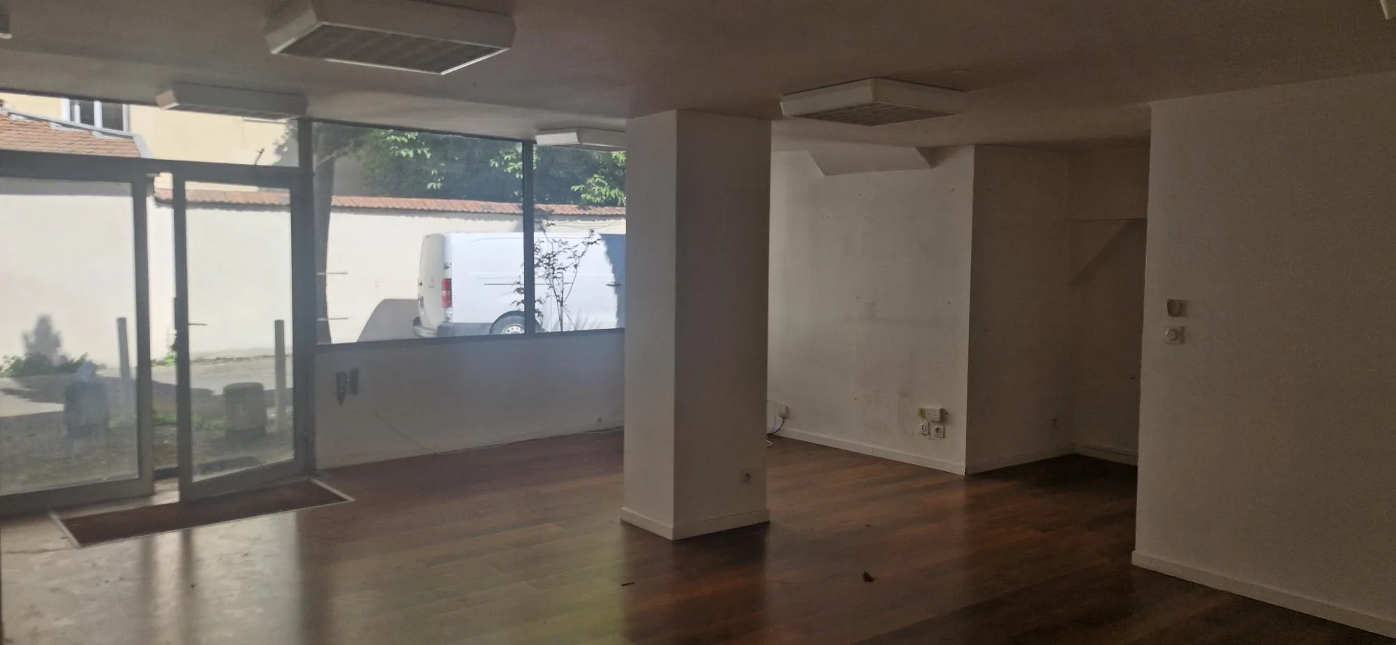 Local commercial