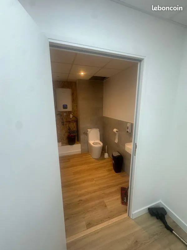Local commercial