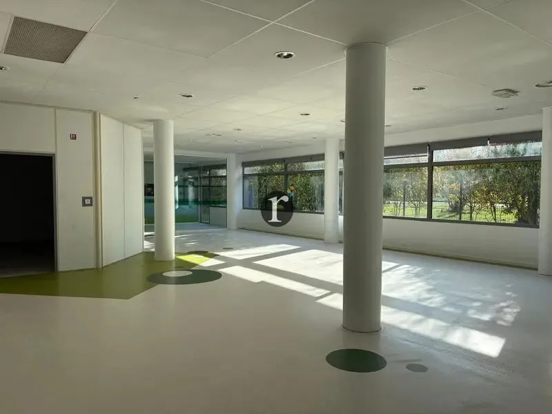 Local commercial