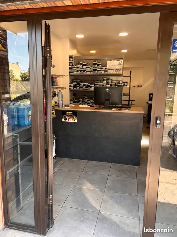 Local commercial