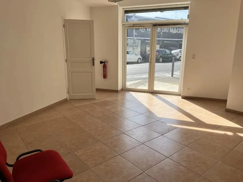 Local commercial