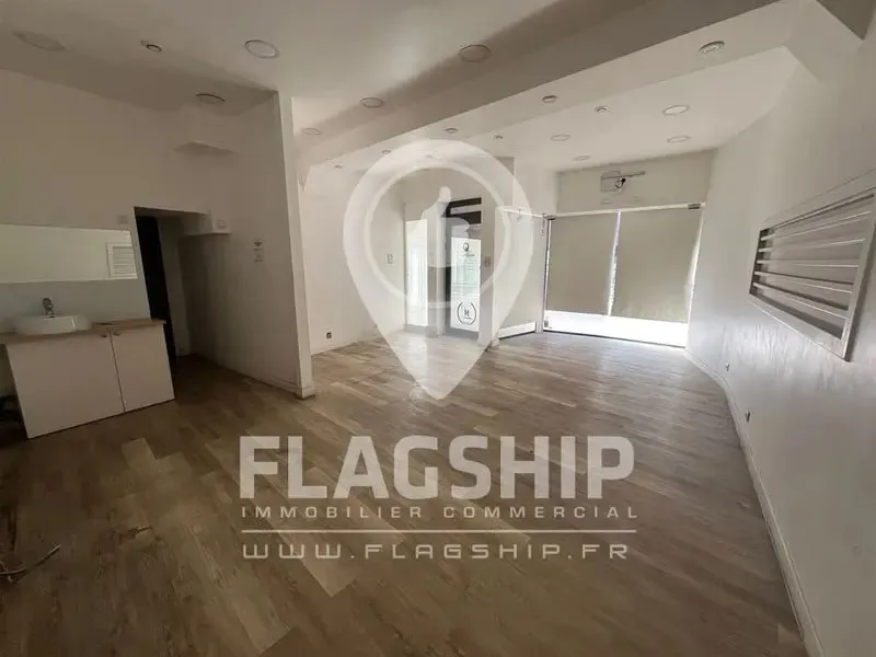 Local commercial