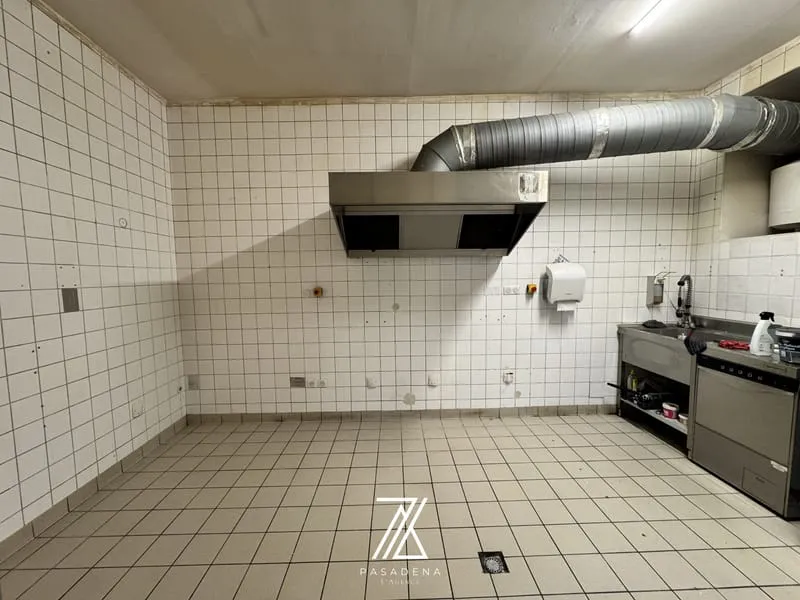 Local commercial