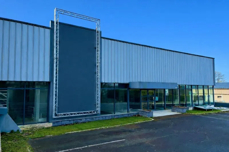 Local commercial