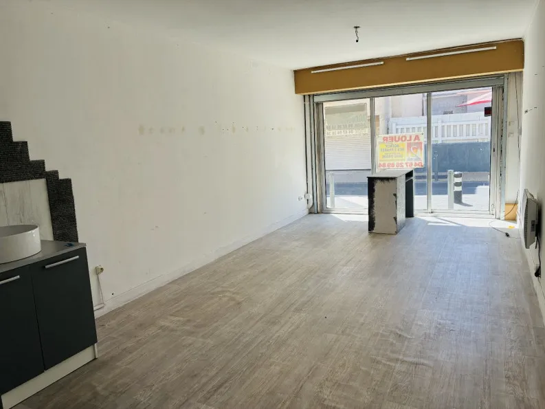 Local commercial