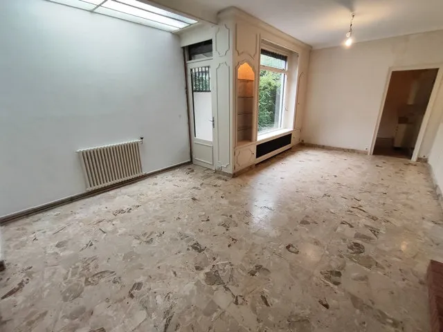 Local commercial
