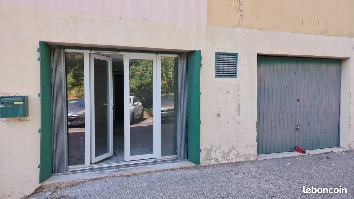 Local commercial