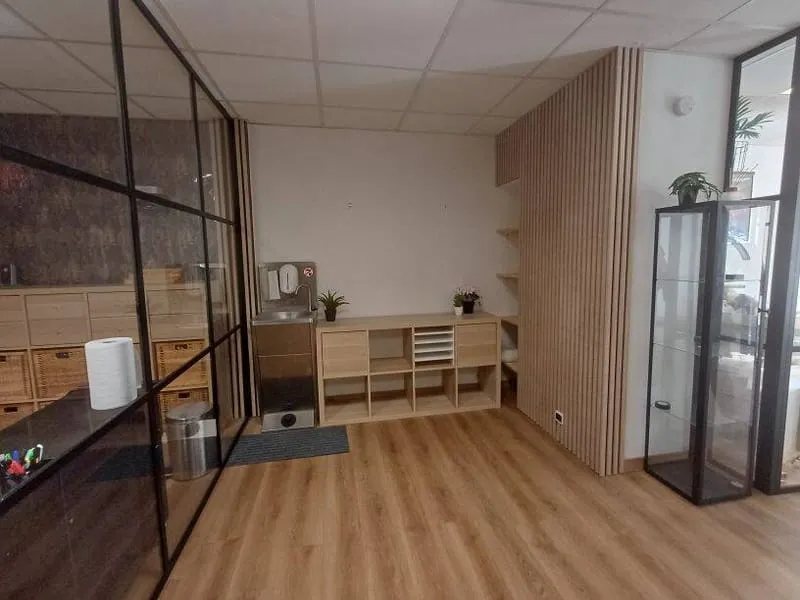 Local commercial