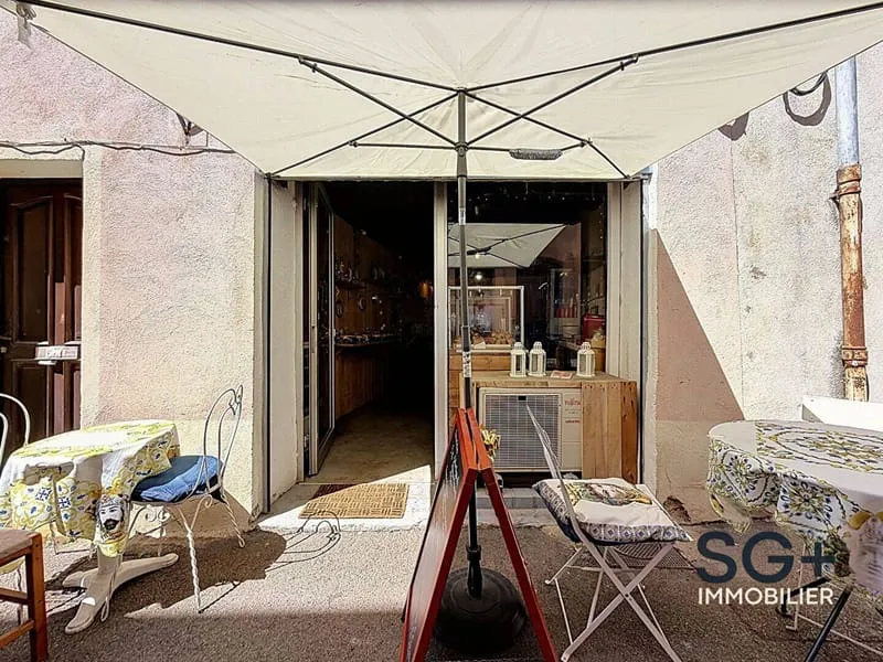 Local commercial