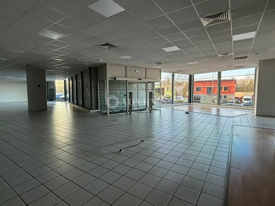 Local commercial