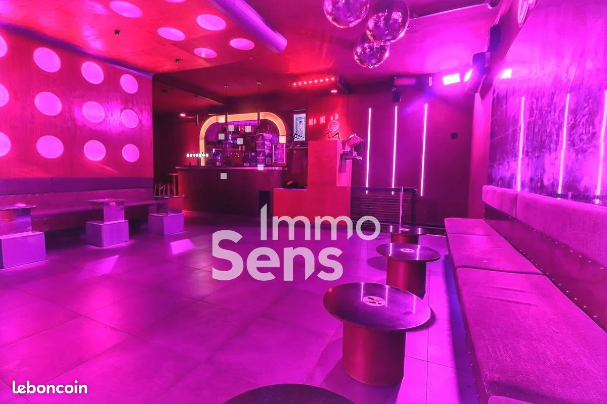 Local commercial