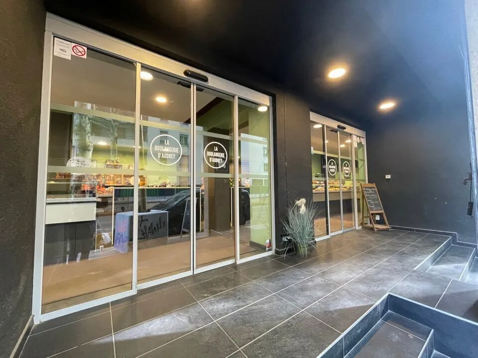 Local commercial