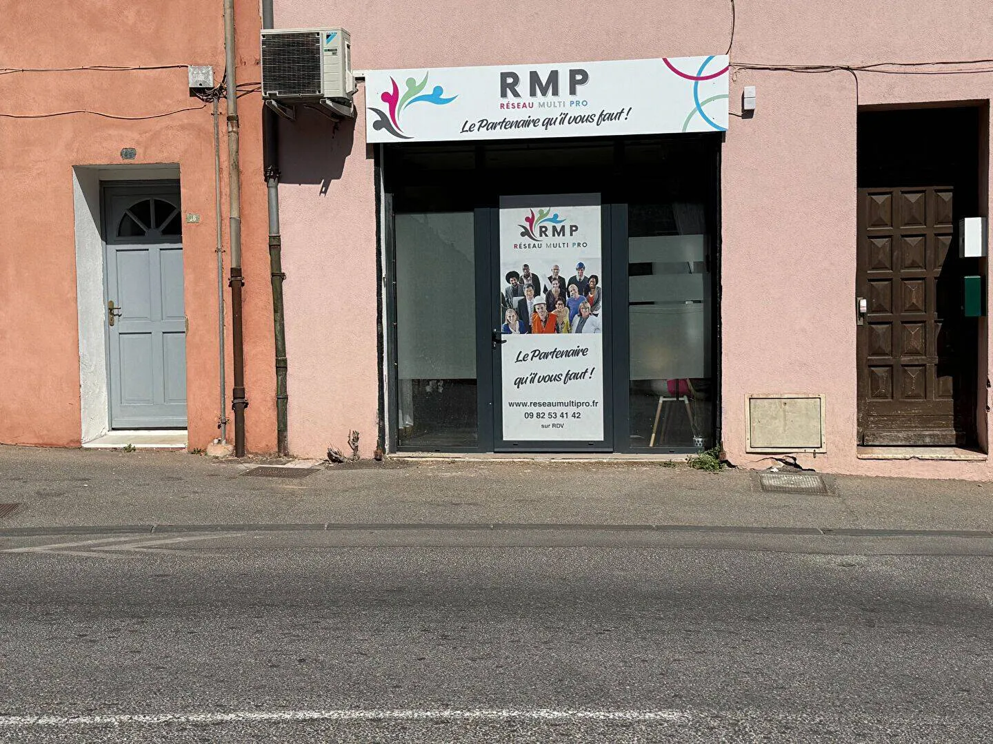 Local commercial