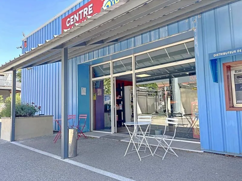 Local commercial