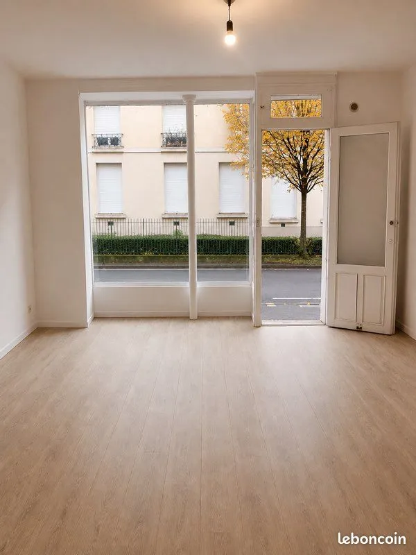 Local commercial