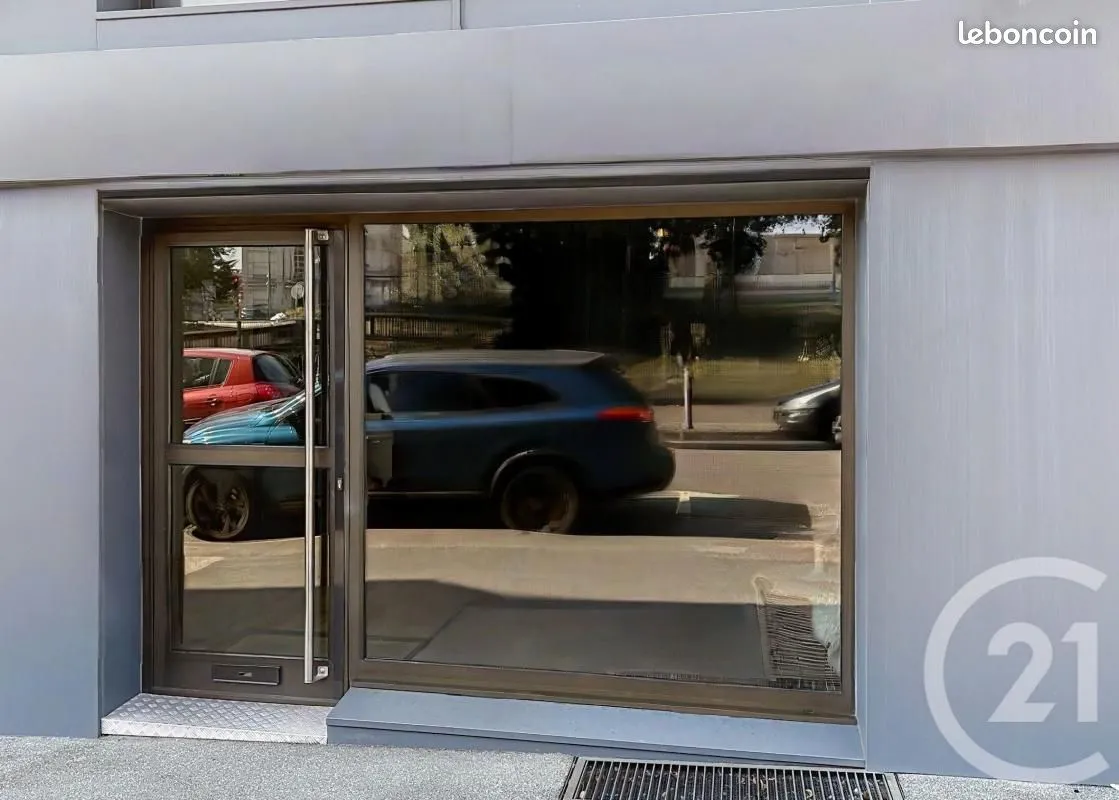 Local commercial