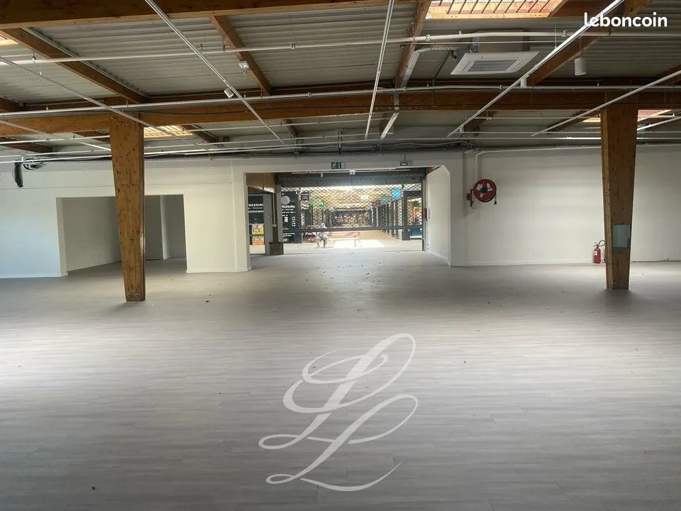 Local commercial