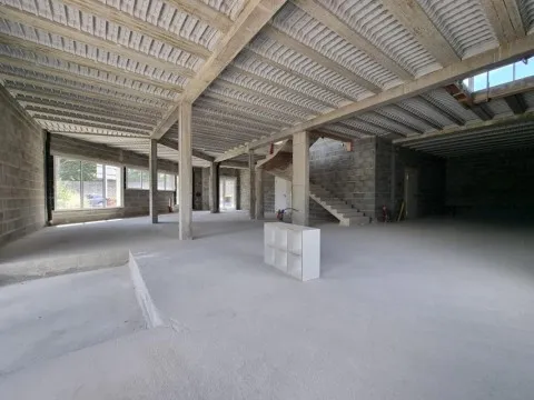 Local commercial