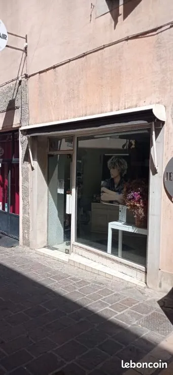Local commercial