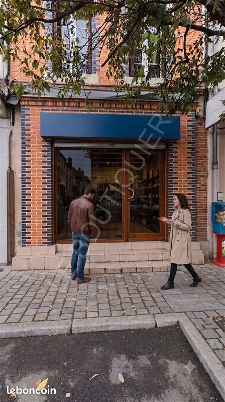 Local commercial